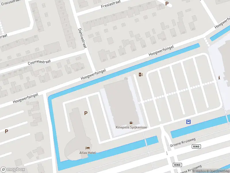 Ambulance met gepaste spoed naar de Hoogwerfsingel in Spijkenisse