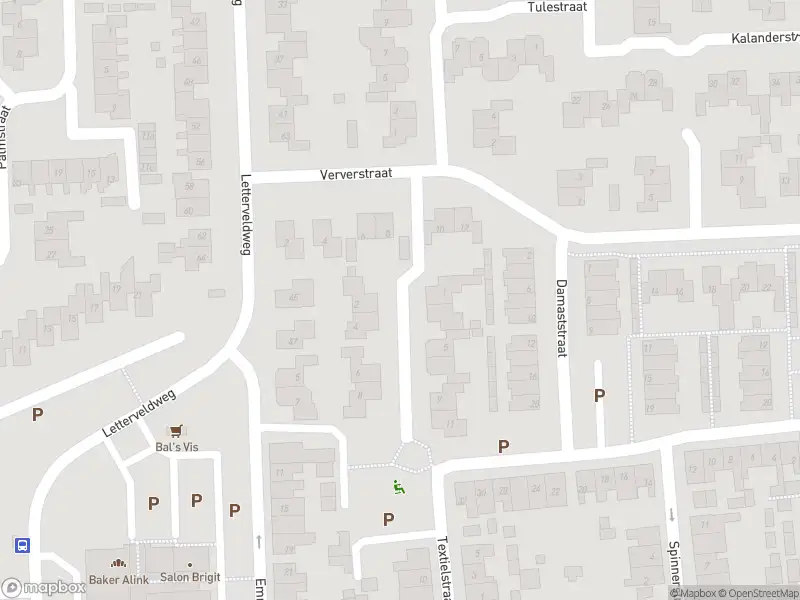 Ambulance met grote spoed naar de Satinetstraat in Borne vanwege afhijsen patient