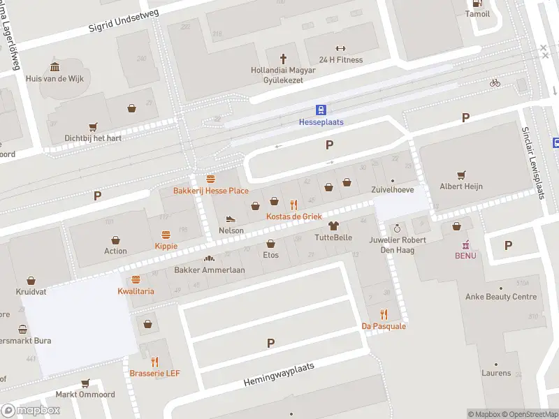 Ambulance met grote spoed naar de Hesseplaats in Rotterdam