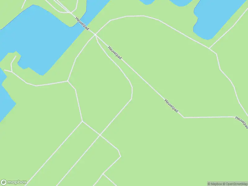 Ambulance met grote spoed naar de Heuvelweg in Zoetermeer