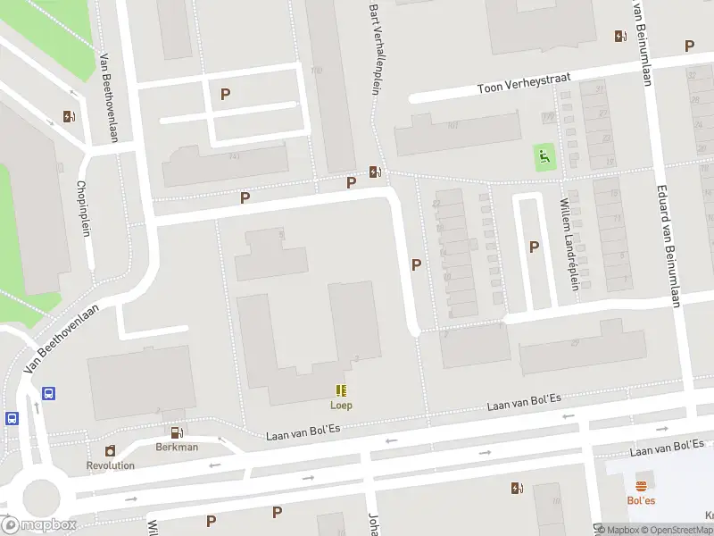 Ambulance met grote spoed naar de Laan van Bol'Es in Schiedam