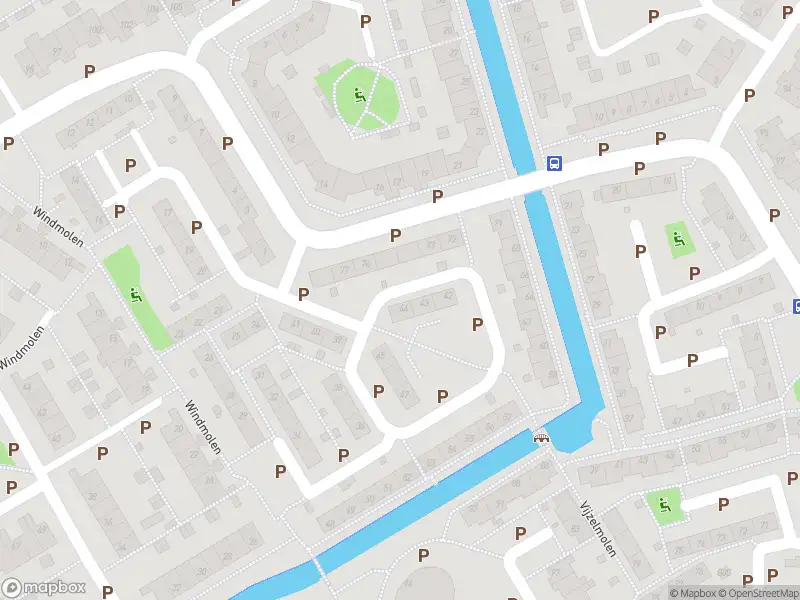 Ambulance met grote spoed naar de Windmolen in Hoorn