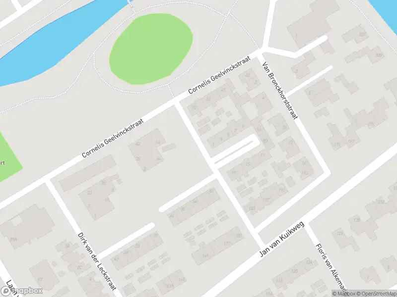 Ambulance met grote spoed naar de Beatrix van Dongenstraat in Heemskerk