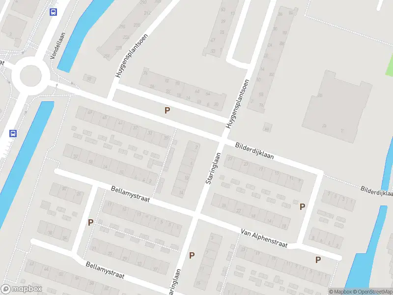 Ambulance met gepaste spoed naar de Staringlaan in Ridderkerk