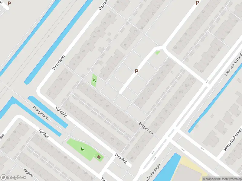 Ambulance met gepaste spoed naar de Spinsteen in Beverwijk