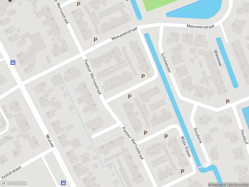 Ambulance met grote spoed naar de Merelstraat in Spanbroek