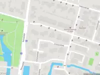 Ambulance met grote spoed naar de Marktstraat in Waddinxveen