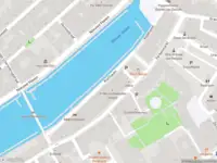 Ambulance met gepaste spoed naar de Knolhaven in Dordrecht