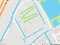 Ambulance met grote spoed naar de Van Zijlweg in Rijswijk