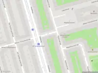 Ambulance met grote spoed naar de Willem Schoutenstraat in Amsterdam