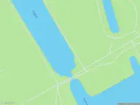 Ambulance met grote spoed naar de Kleine Noorddijk in Amstelveen