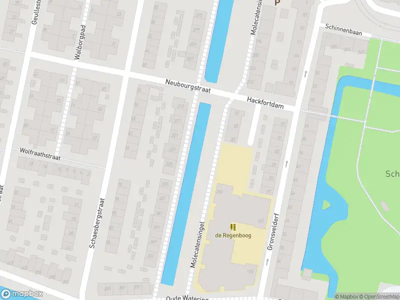 Ambulance met grote spoed naar de Molecatensingel in Rotterdam