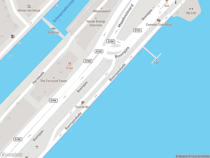 Politie naar de Boompjeskade in Rotterdam vanwege ongeval met letsel