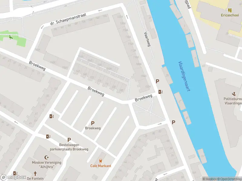 Ambulance met grote spoed naar de Broekweg in Vlaardingen