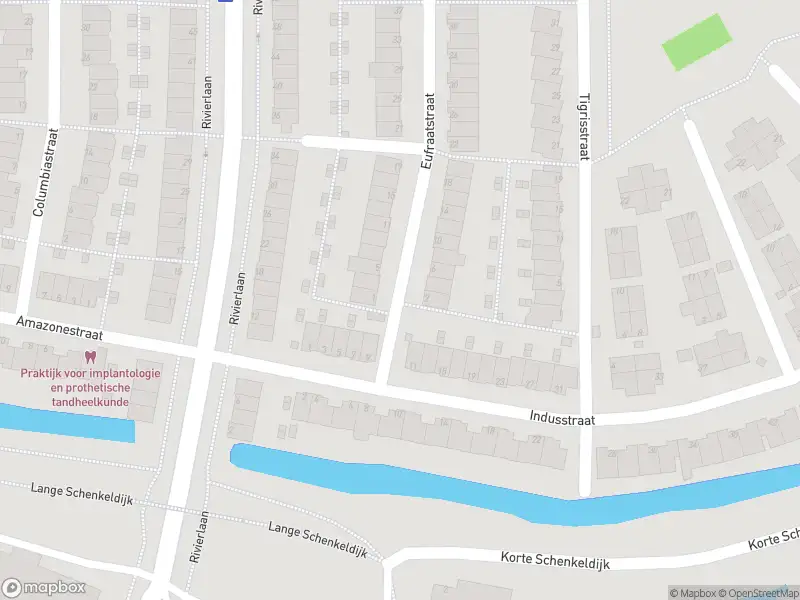 Ambulance met gepaste spoed naar de Eufraatstraat in Spijkenisse