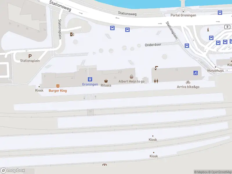 Brandweer met gepaste spoed naar de Stationsplein in Groningen