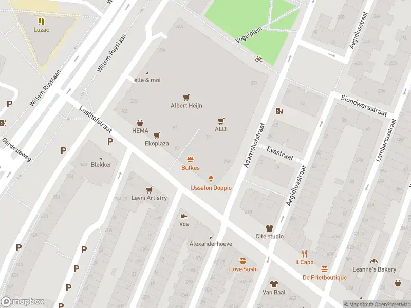 Ambulance met grote spoed naar de Lusthofstraat in Rotterdam