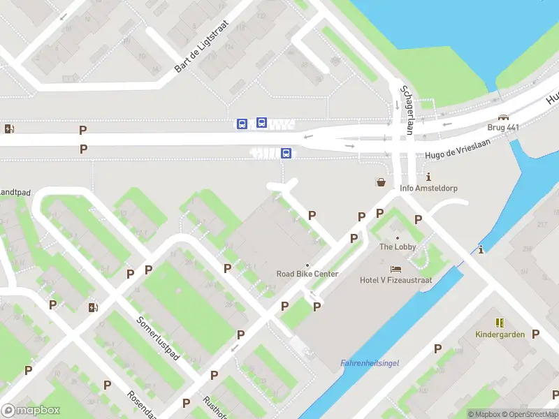 Ambulance met grote spoed naar de Zorgwijkstraat in Amsterdam