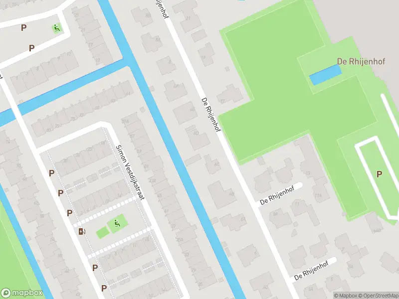 Ambulance met grote spoed naar de De Rhijenhof in 's-Gravenhage