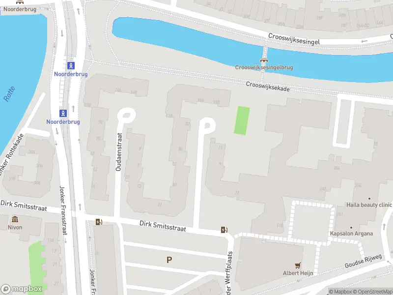 Ambulance met gepaste spoed naar de Meermanstraat in Rotterdam