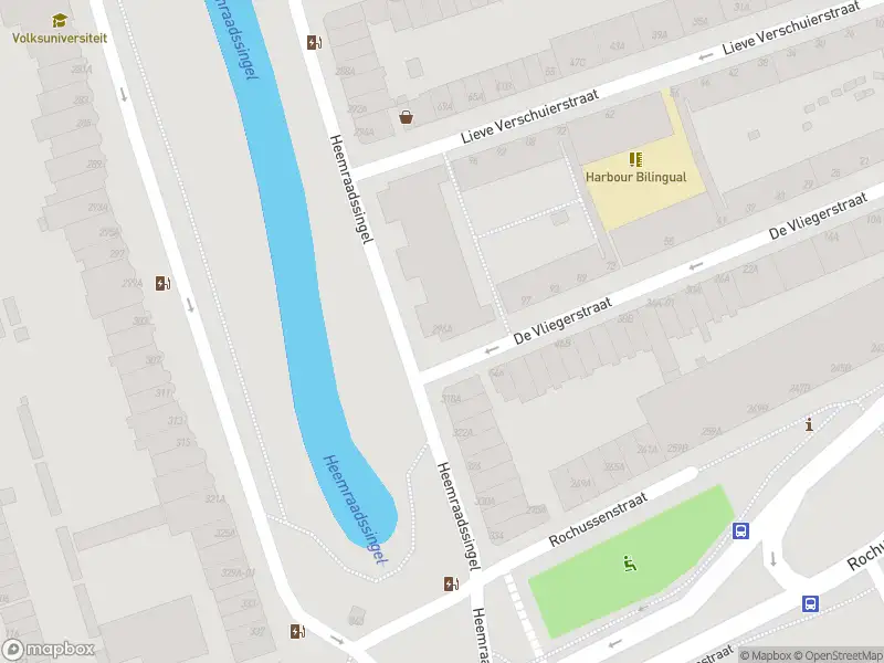 Ambulance met gepaste spoed naar de Heemraadssingel in Rotterdam