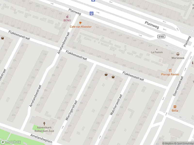 Ambulance met grote spoed naar de Wieringerstraat in Rotterdam