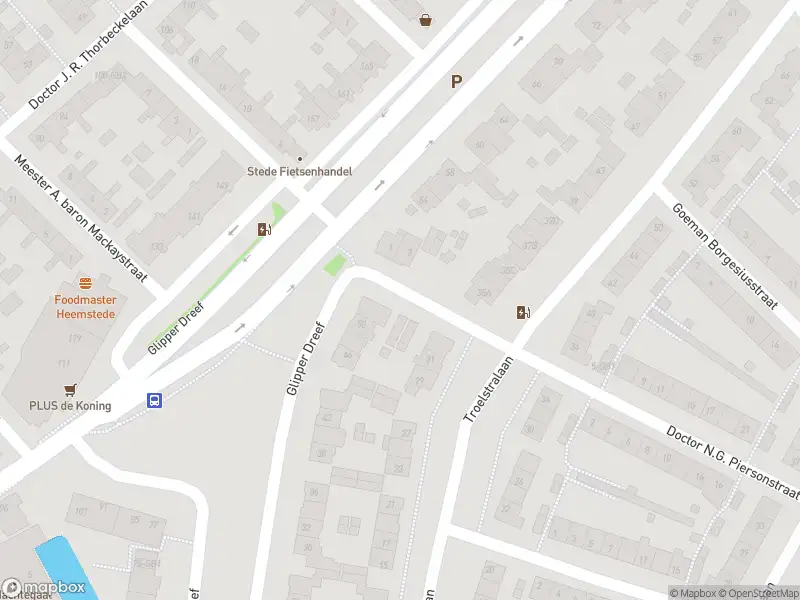 Ambulance met grote spoed naar de Troelstralaan in Heemstede