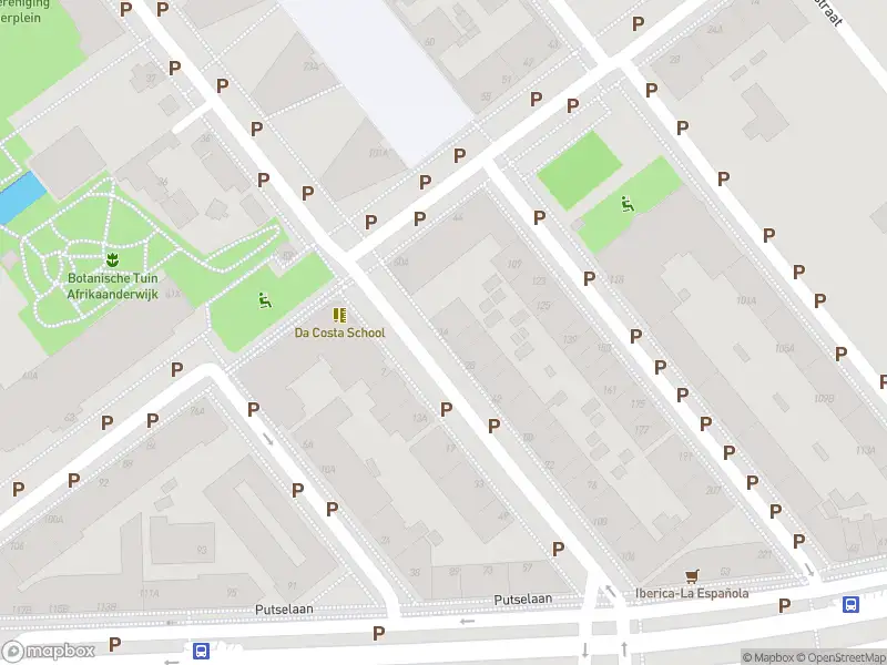 Ambulance met gepaste spoed naar de Johannes-Brandstraat in Rotterdam