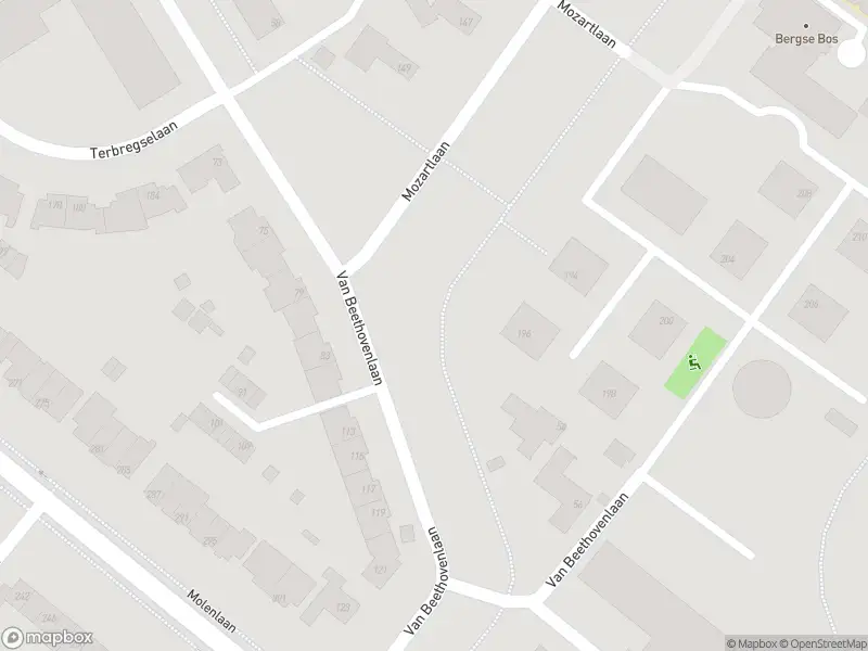 Ambulance met grote spoed naar de Van Beethovenlaan in Rotterdam