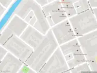 Ambulance met grote spoed naar de Lijnbaanstraat in Haarlem