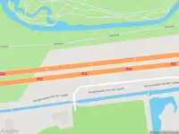 Brandweer met grote spoed naar de Bachplein in Schiedam vanwege reanimatie
