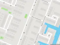 Ambulance met gepaste spoed naar de Prof. Teldersstraat in Vlaardingen