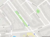 Ambulance met grote spoed naar de Rusthoflaan in Rotterdam