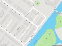 Ambulance met grote spoed naar de Markermeer in Zoetermeer