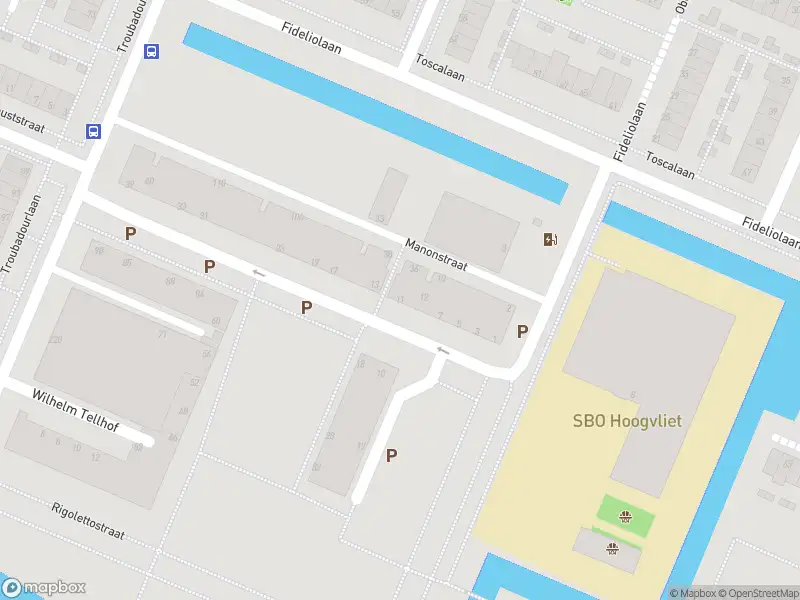 Ambulance met gepaste spoed naar de Manonstraat in Hoogvliet Rotterdam