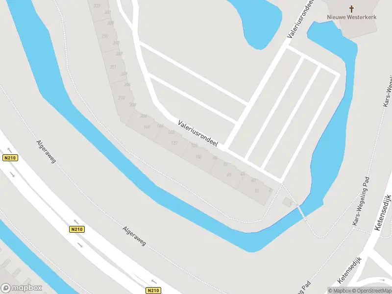 Ambulance met gepaste spoed naar de Valeriusrondeel in Capelle aan den IJssel