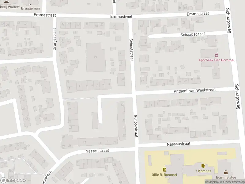 Ambulance met gepaste spoed naar de Anthonij van Weelstraat in Den Bommel