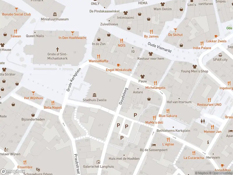 Brandweer met gepaste spoed naar de Koestraat in Zwolle vanwege een liftopsluiting