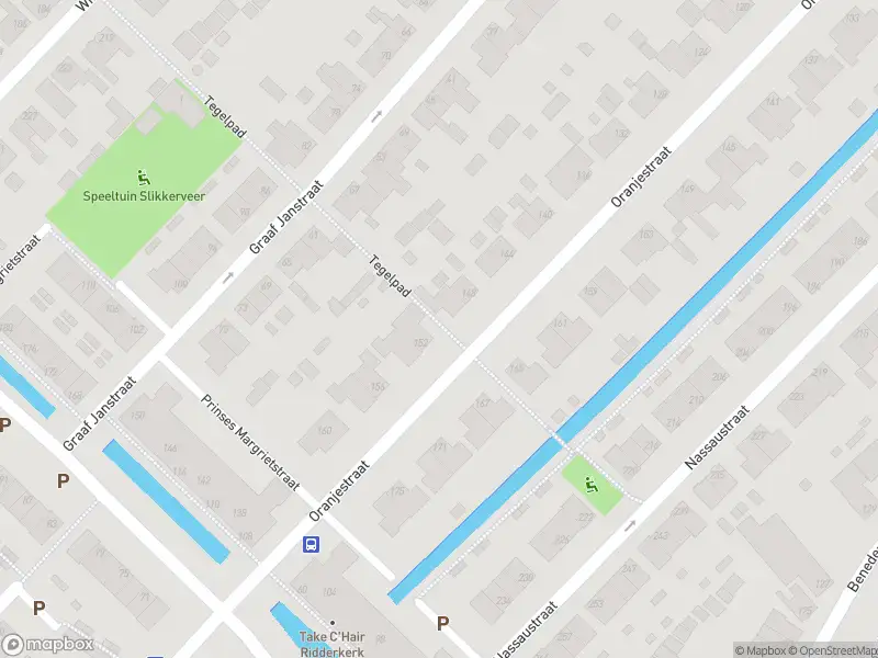 Ambulance met gepaste spoed naar de Oranjestraat in Ridderkerk