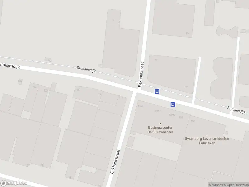 Brandweer met gepaste spoed naar de Eekhoutstraat in Rotterdam vanwege personen te water