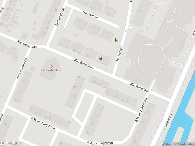 Ambulance met grote spoed naar de Nic. Beetslaan in Ridderkerk