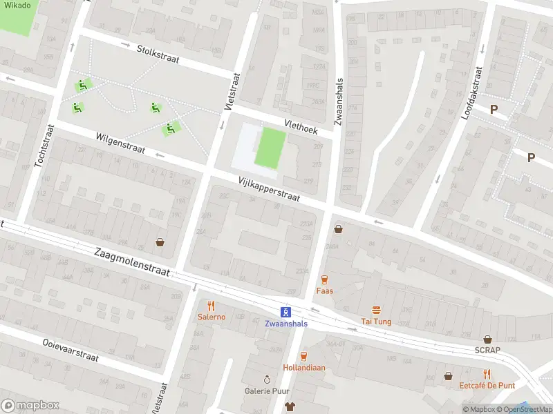 Ambulance met grote spoed naar de Vijlkapperstraat in Rotterdam