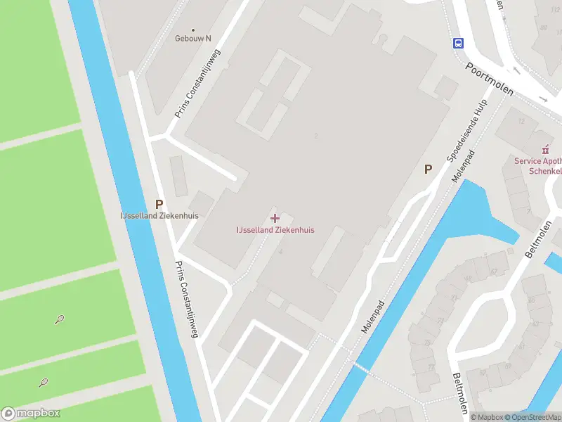 Ambulance met gepaste spoed naar de Prins Constantijnweg in Capelle aan den IJssel