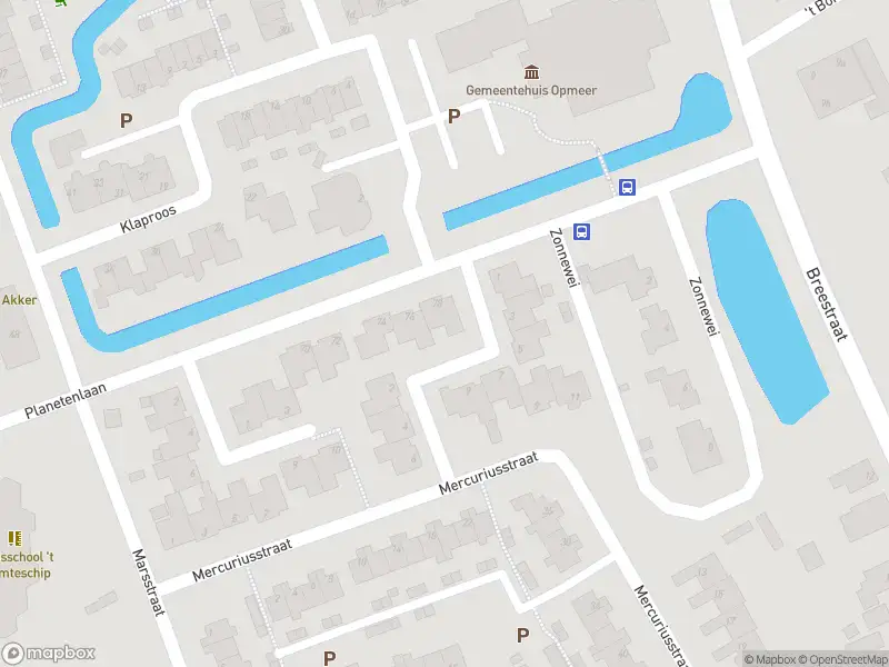 Ambulance met grote spoed naar de Mercuriushof in Opmeer