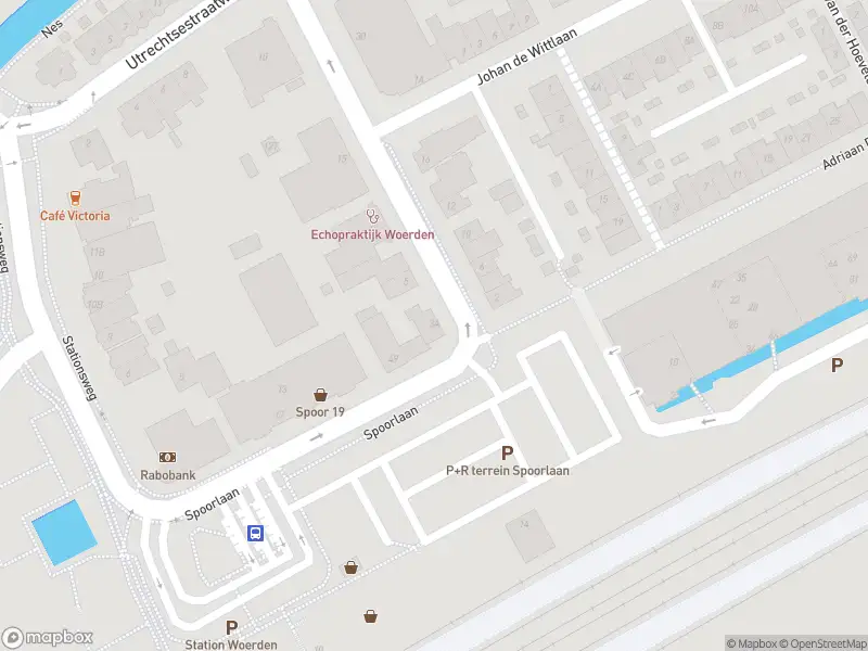 Brandweer met gepaste spoed naar de Stationsplein-Noord in Woerden vanwege een liftopsluiting