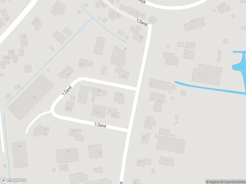 Ambulance met grote spoed naar de 't Zand in Sleeuwijk