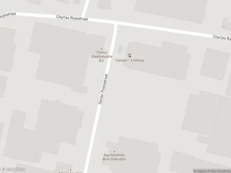 Brandweer met gepaste spoed naar de Doctor Poelsstraat in Reuver vanwege stormschade