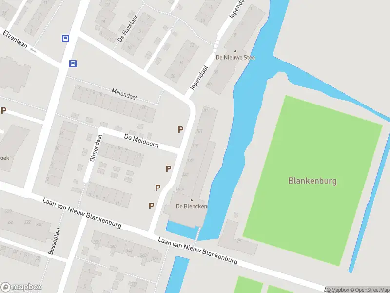 Ambulance met gepaste spoed naar de De Blencken in Rozenburg