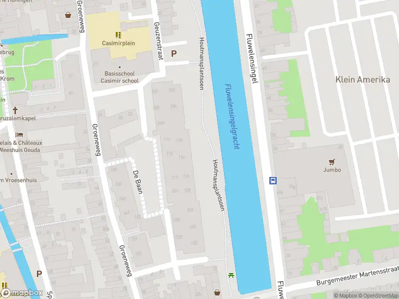 Ambulance met grote spoed naar de Houtmansplantsoen in Gouda