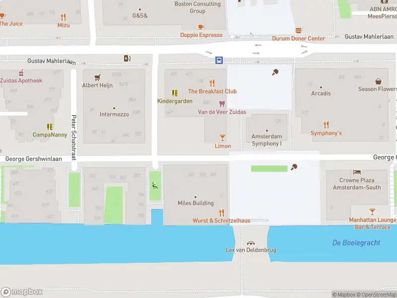 Ambulance met grote spoed naar de George Gershwinlaan in Amsterdam